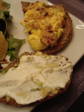 Egg sandwich