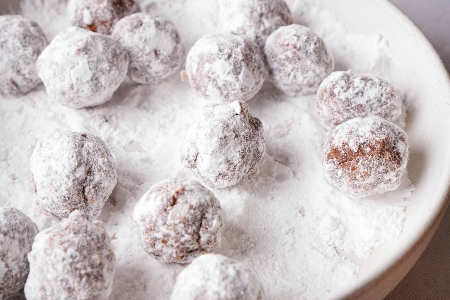 5 INGREDIENT BOURBON BALLS