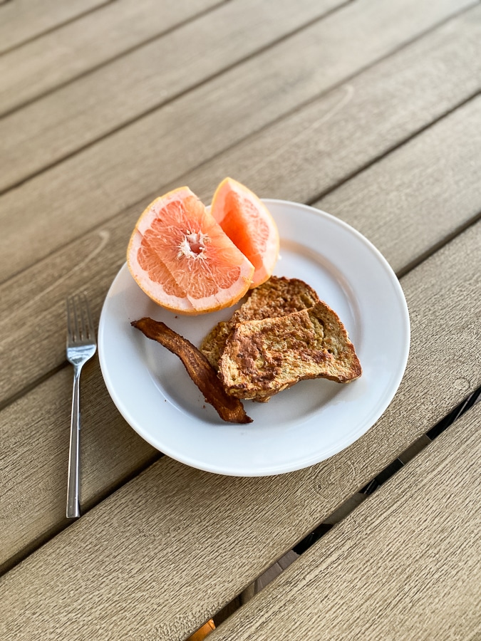 French toast, grapefruit, bacon