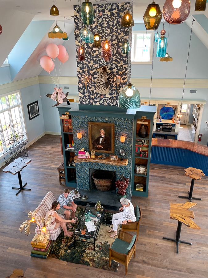 merrie mill tasting room with sea lion floating by balloons