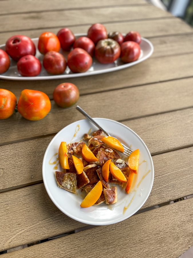 Pancakes + peaches