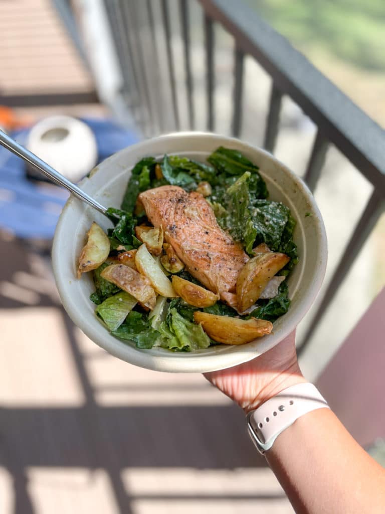 Salmon and potatoes on a Bodos salad Salmon and potatoes on a Bodos salad