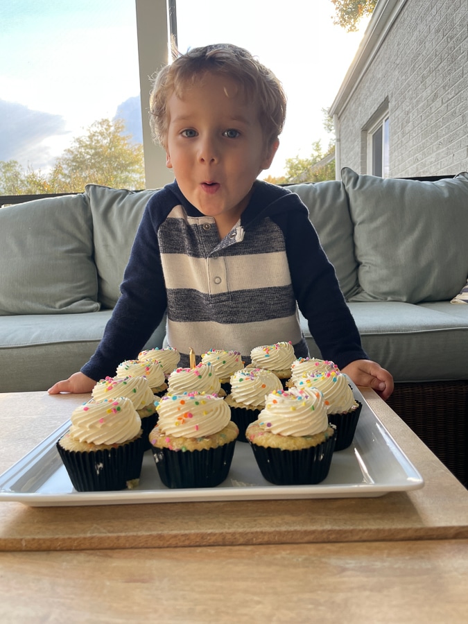 funfetti cupcakes | Birchday + Halloween