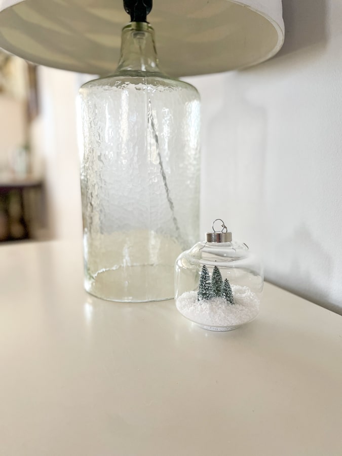 Simple Holiday Decorating