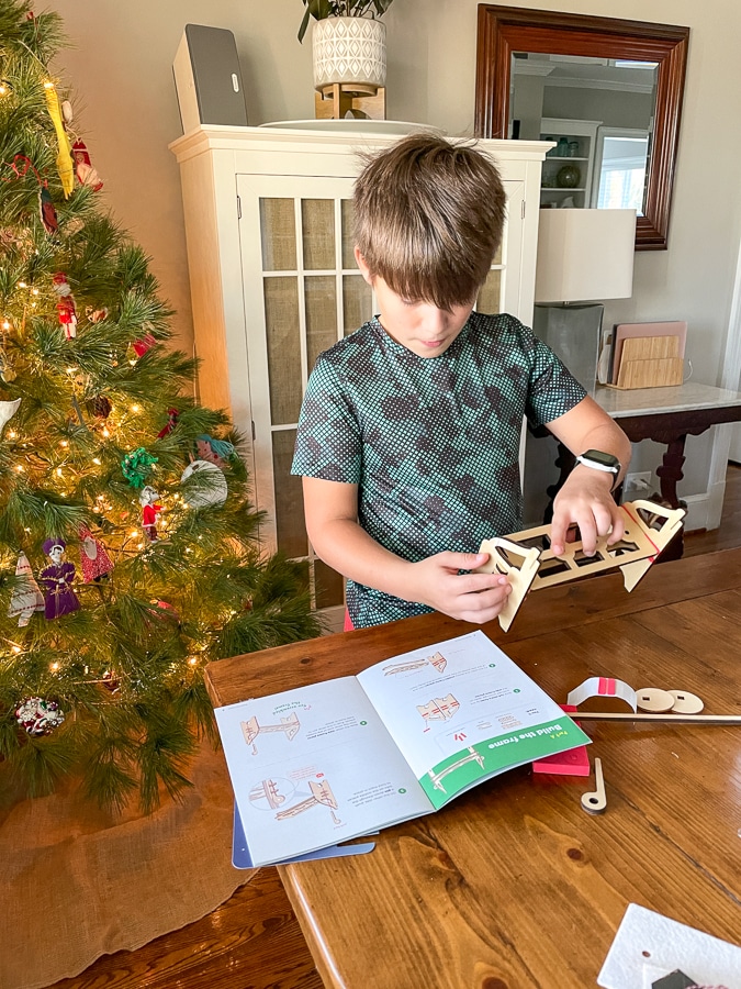 Holiday Tips for families 10 Holiday Tips For Parents