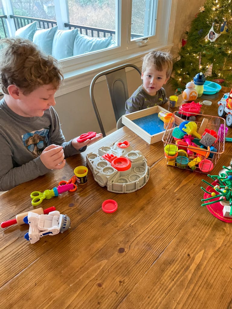 kids playdoh time kids playdoh time - Winter Break Fun