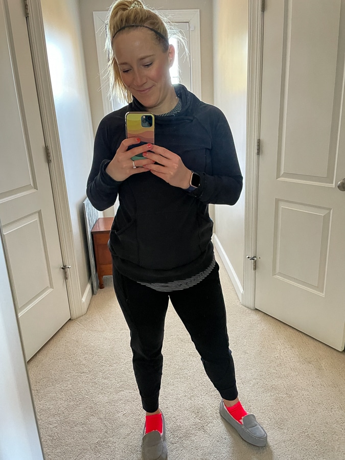 all-black athleisure all-black athleisure