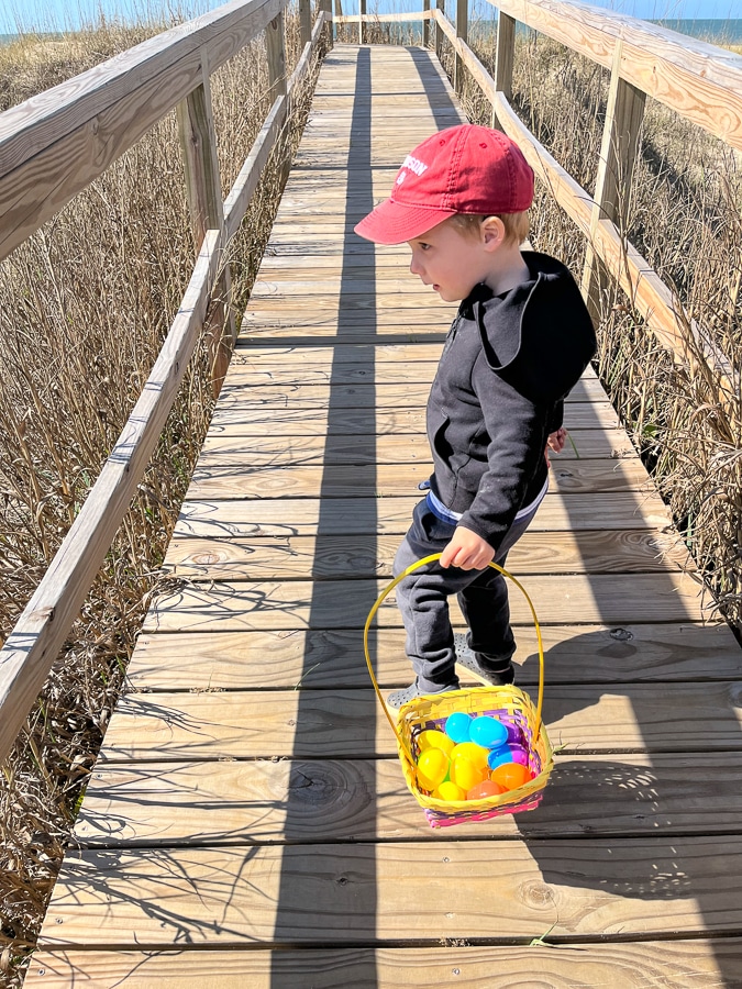 Easter Egg Hunting in BHI Easter Egg Hunting in BHI