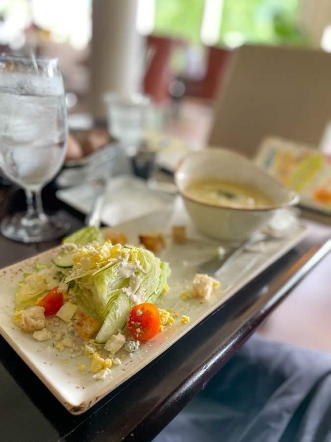 Lunch at Jefferson's