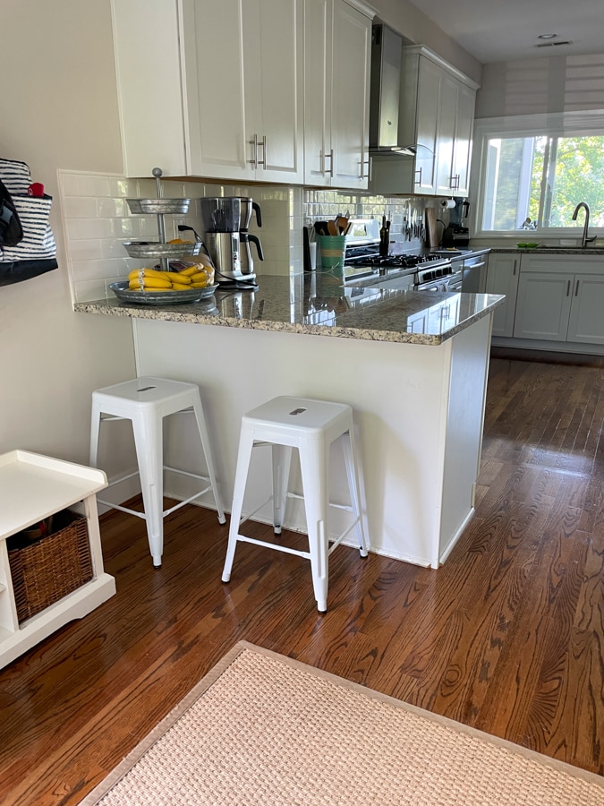 white barstools Things Im Digging - white barstools