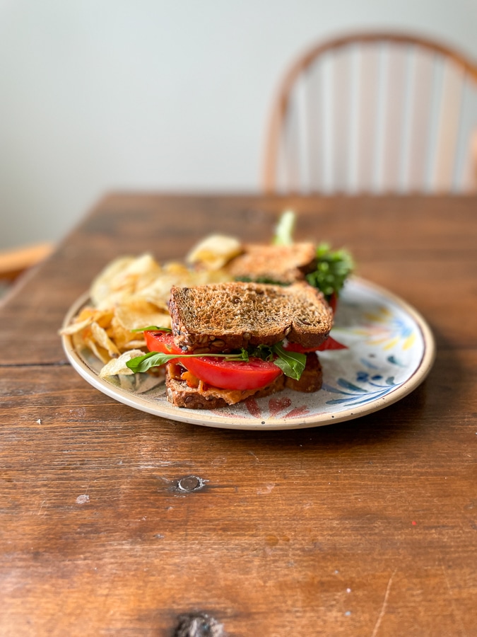 BLT plate with chips