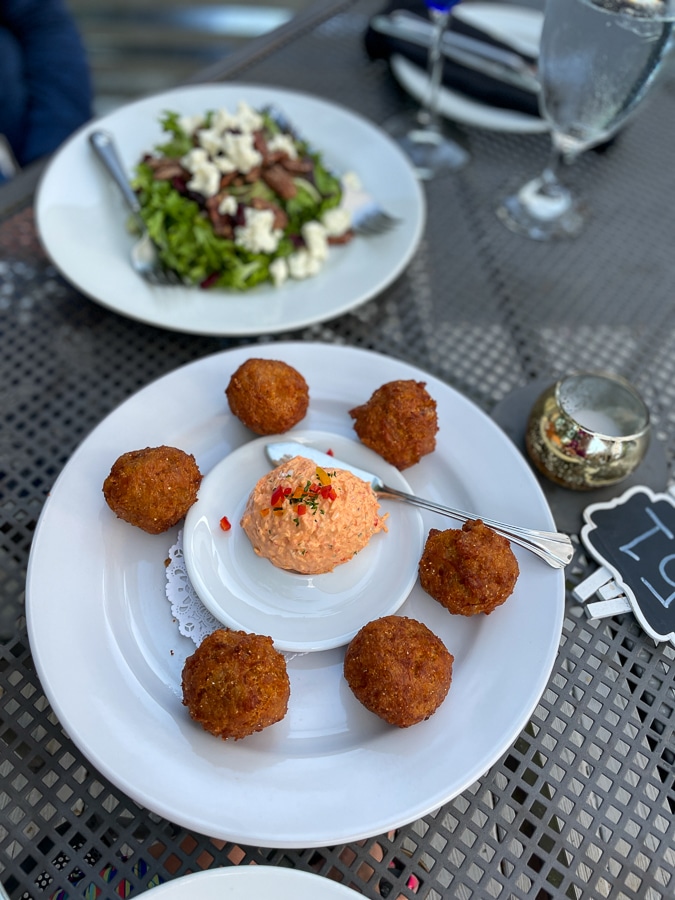 crab and crawfish hushpuppies