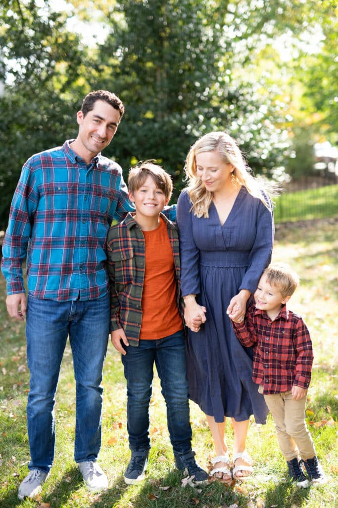 Fall Family Photo Shoot Ideas