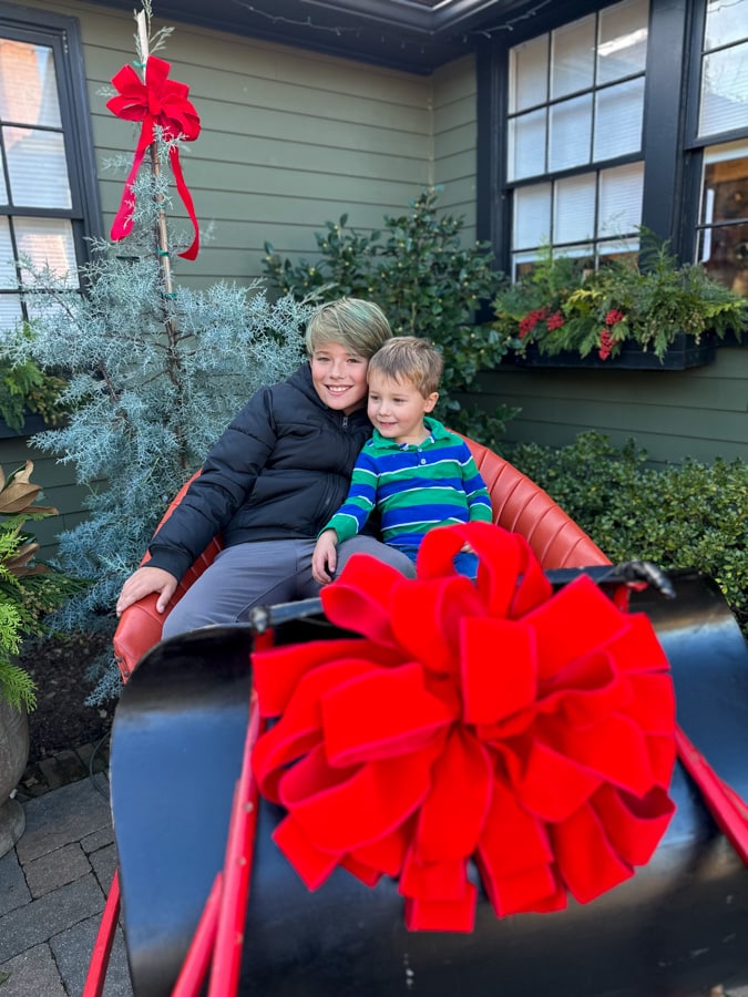 Santa's sleigh with huge ribbon