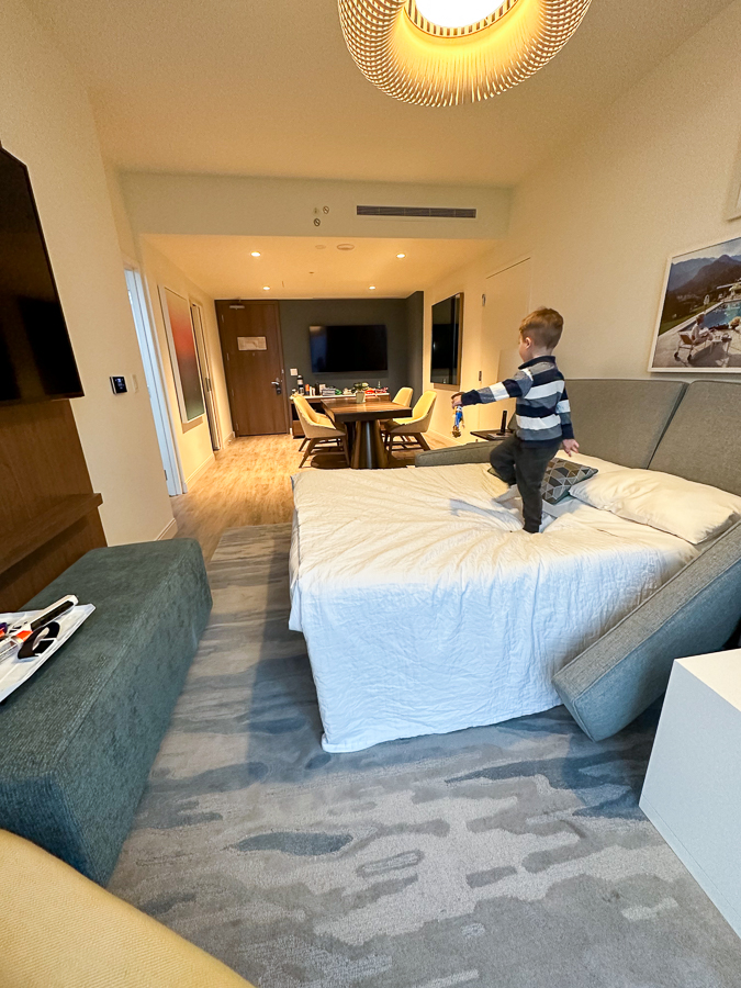 Disney hotel suite Tips For Disney With Two Kids