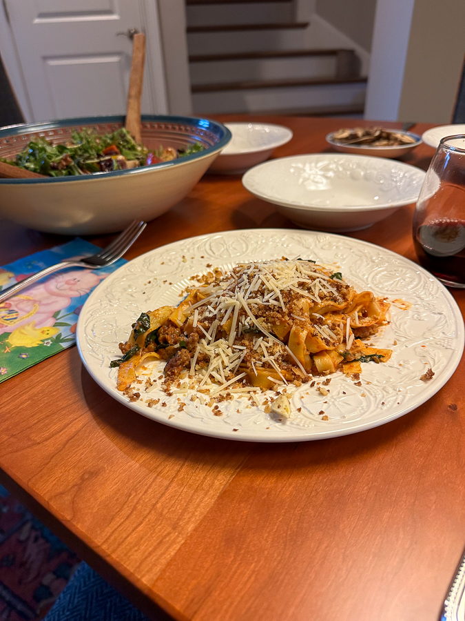 fettuccine with sausage fettuccine with sausage and spinach plus salad