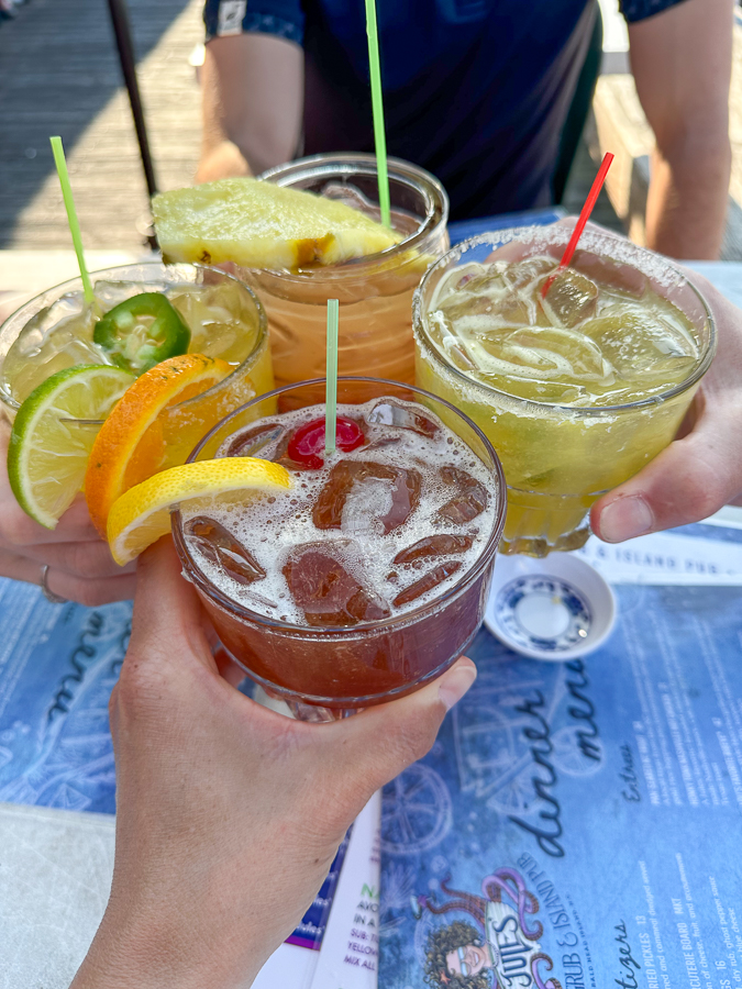Jules' cocktails