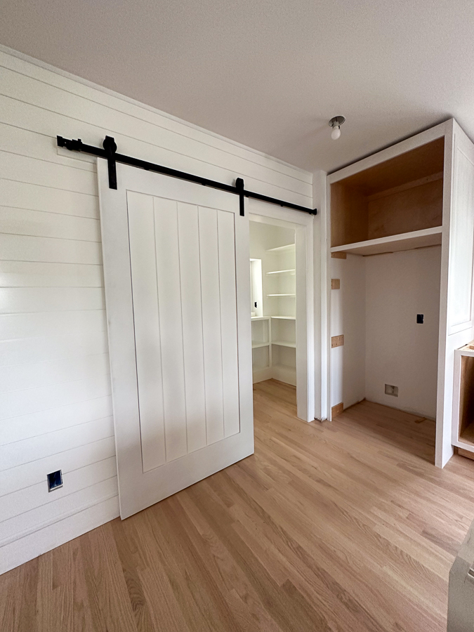 door to pantry door to pantry