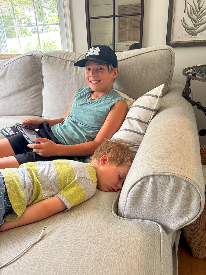 Mommy Camp rest time Mommy Camp rest time