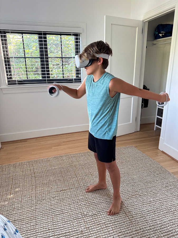 Meta Quest 2 virtual reality headset Meta Quest 2 virtual reality headset