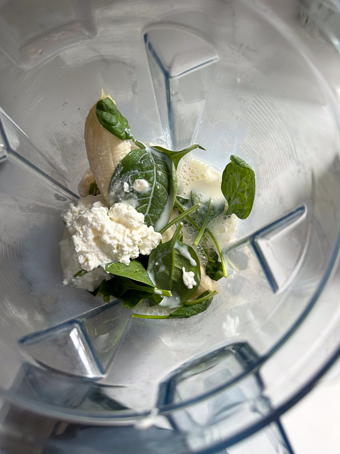 Green Smoothie with Cottage Cheese Green Smoothie with Cottage Cheese