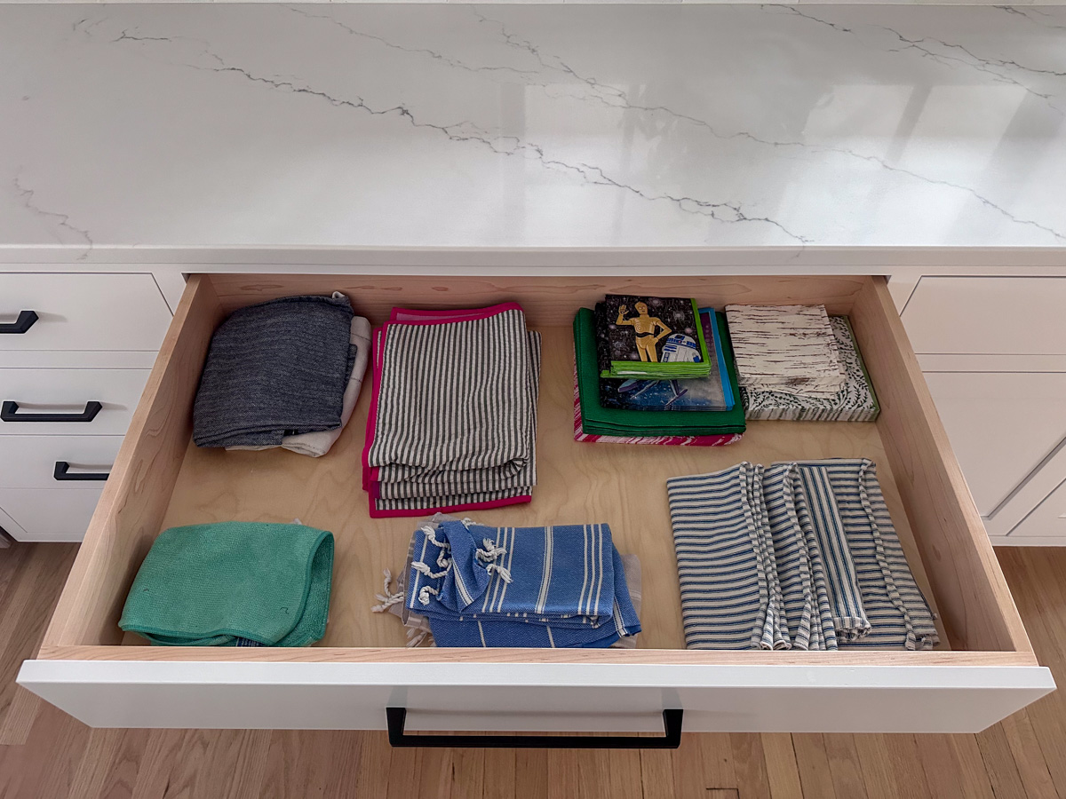 Linens Drawer Linens Drawer | Ideas For Organizing Kitchen Drawers