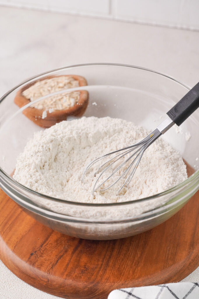 combine dry ingredients in a bowl combine dry ingredients in a bowl