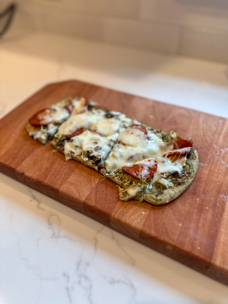 Daily Harvest Pesto + Mushroom Flatbread | Seasons Greetings
