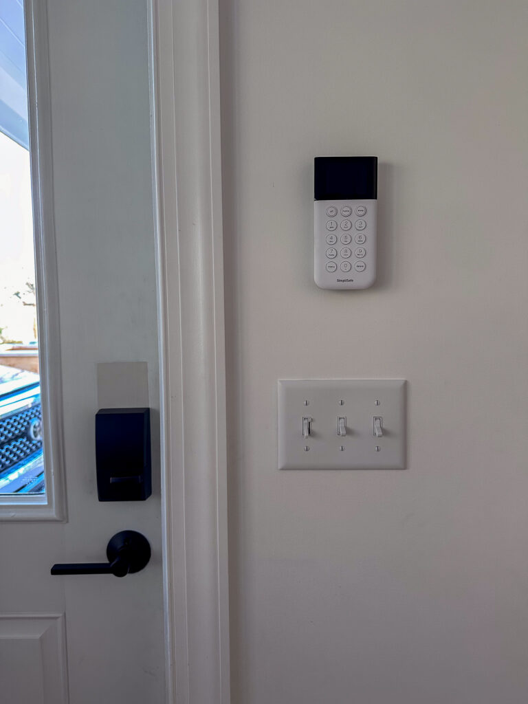 SimpliSafe Wireless Security System SimpliSafe Wireless Security System