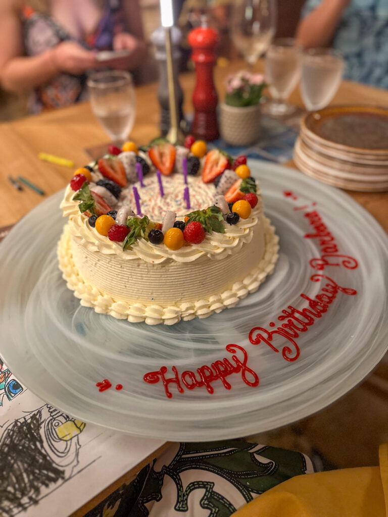 buttercream cake for mom buttercream-filled cake for mom