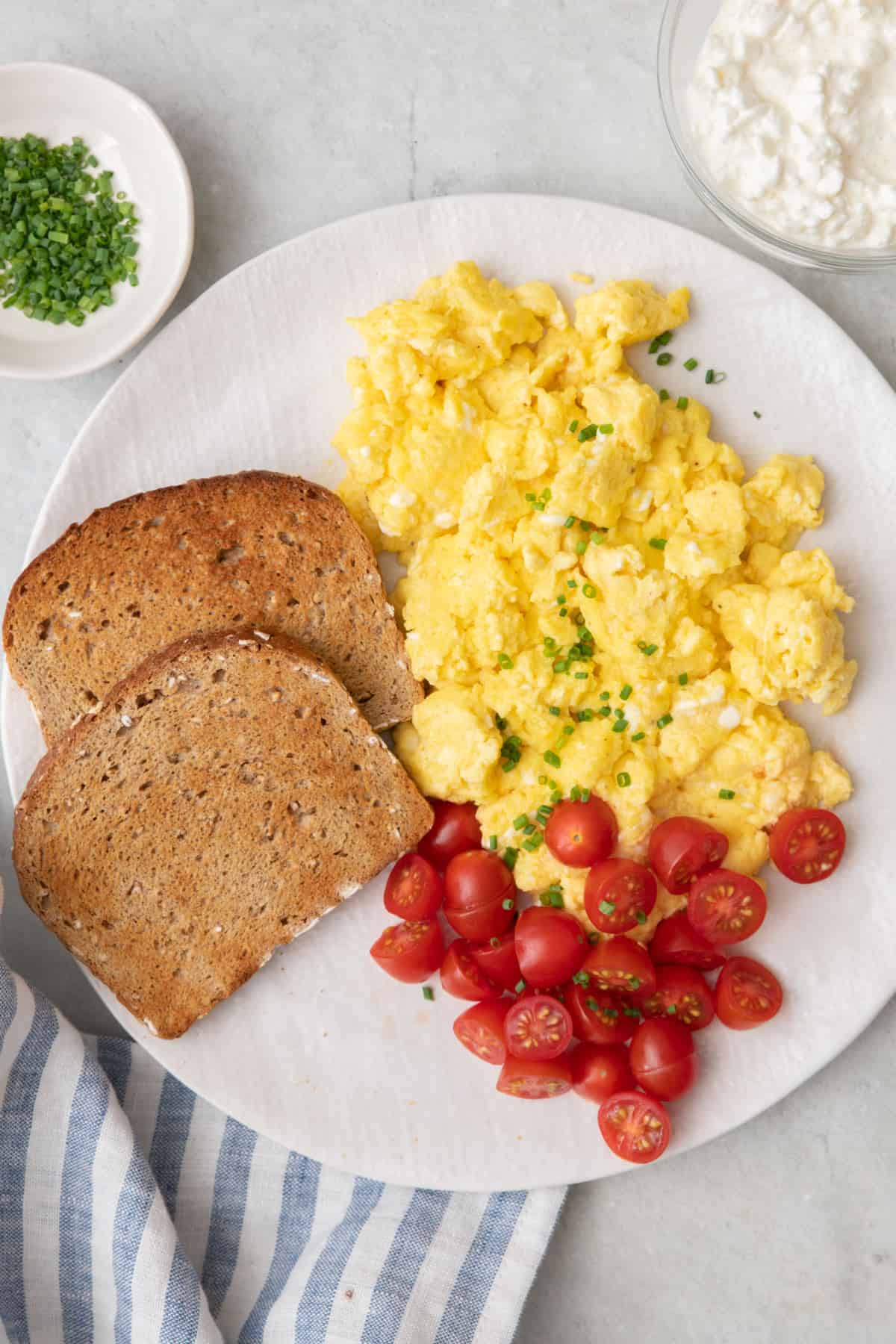 Feel Good Foodie scrambled eggs Feel Good Foodie scrambled eggs