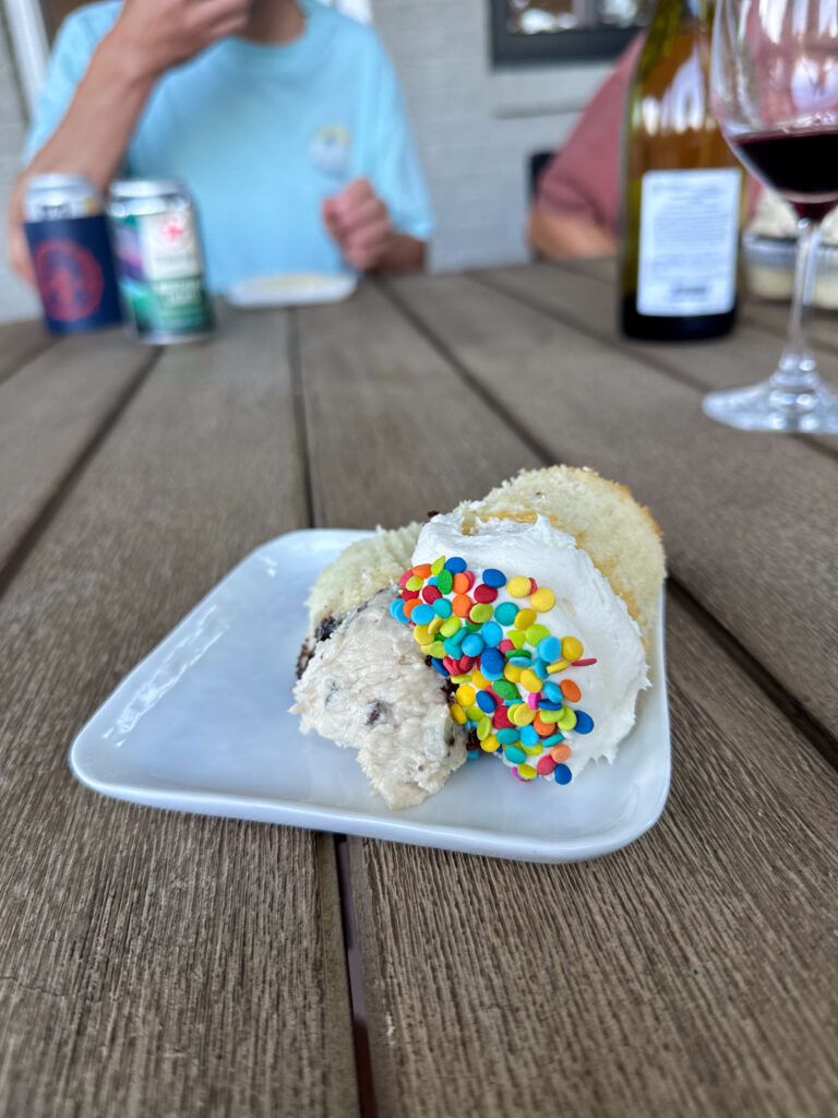 Funfetti cupcakes Funfetti and Cookie Dough cupcakes