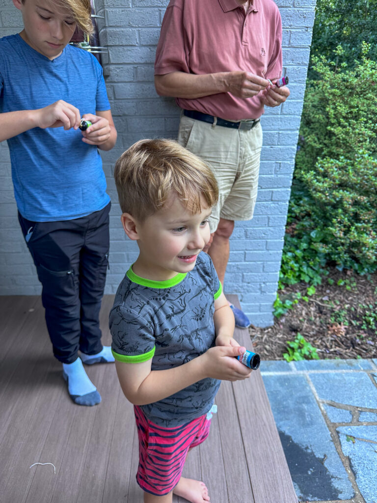 confetti poppers confetti poppers | End Of School Fun