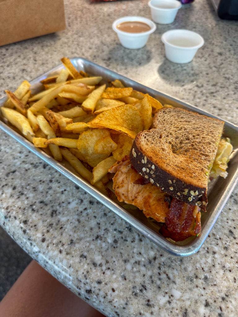 Kath Eats Blogger Kath Younger shares her Family Trip To Baltimore - in photo: fries and sandwich from a cafe Kath Eats Blogger Kath Younger shares her Family Trip To Baltimore - in photo: fries and sandwich from a cafe
