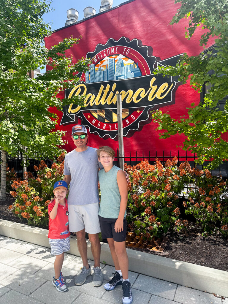 Kath Eats Blogger Kath Younger shares her Family Trip To Baltimore - in photo: dad with his kids Kath Eats Blogger Kath Younger shares her Family Trip To Baltimore - in photo: dad with his kids