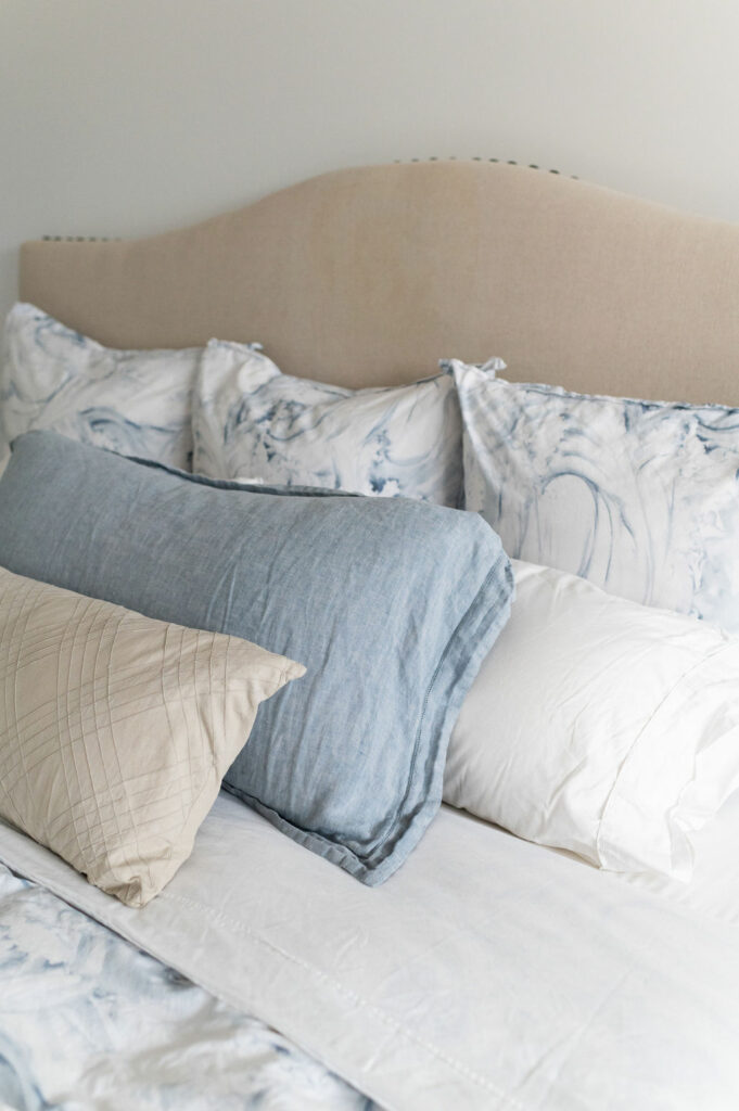 Summer Decorating Ideas: light and airy fabrics on a bed