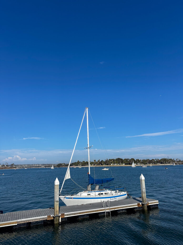 yacht club