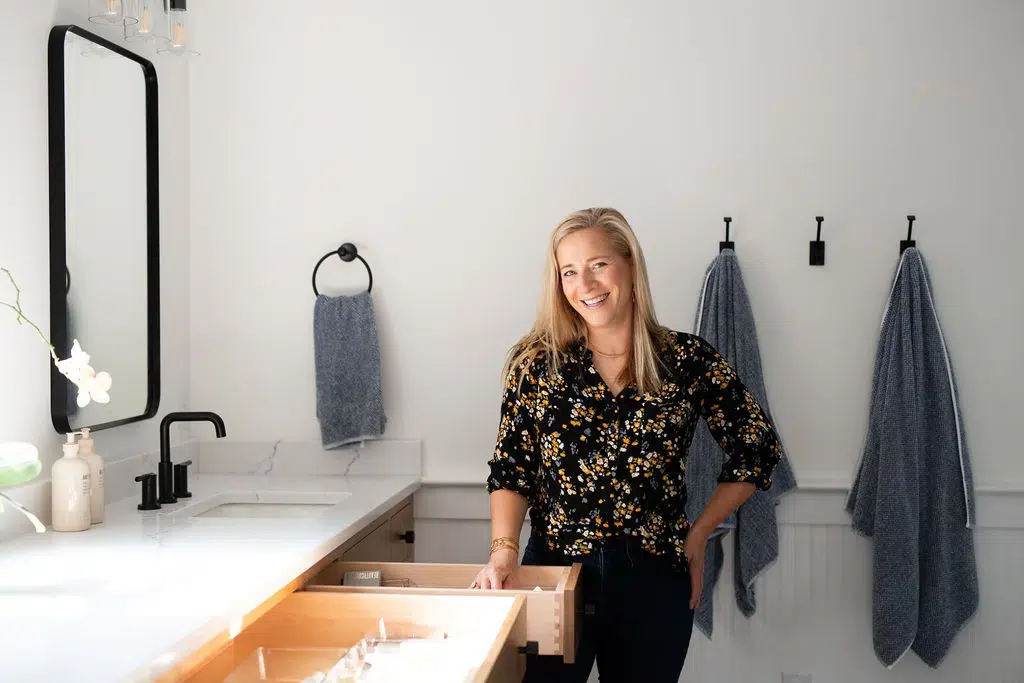 Kath Eats Blogger Kath Younger shares a photo of her bathroom drawer with makeup organizer Kath Eats Blogger Kath Younger shares a photo of her bathroom drawer with makeup organizer