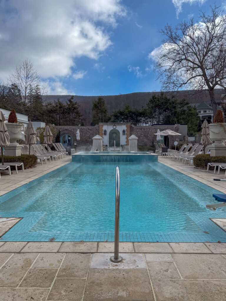 Kath Eats Blogger Kath Younger shares Homestead Holiday - photo of the swimming pool Kath Eats Blogger Kath Younger shares Homestead Holiday - photo of the swimming pool