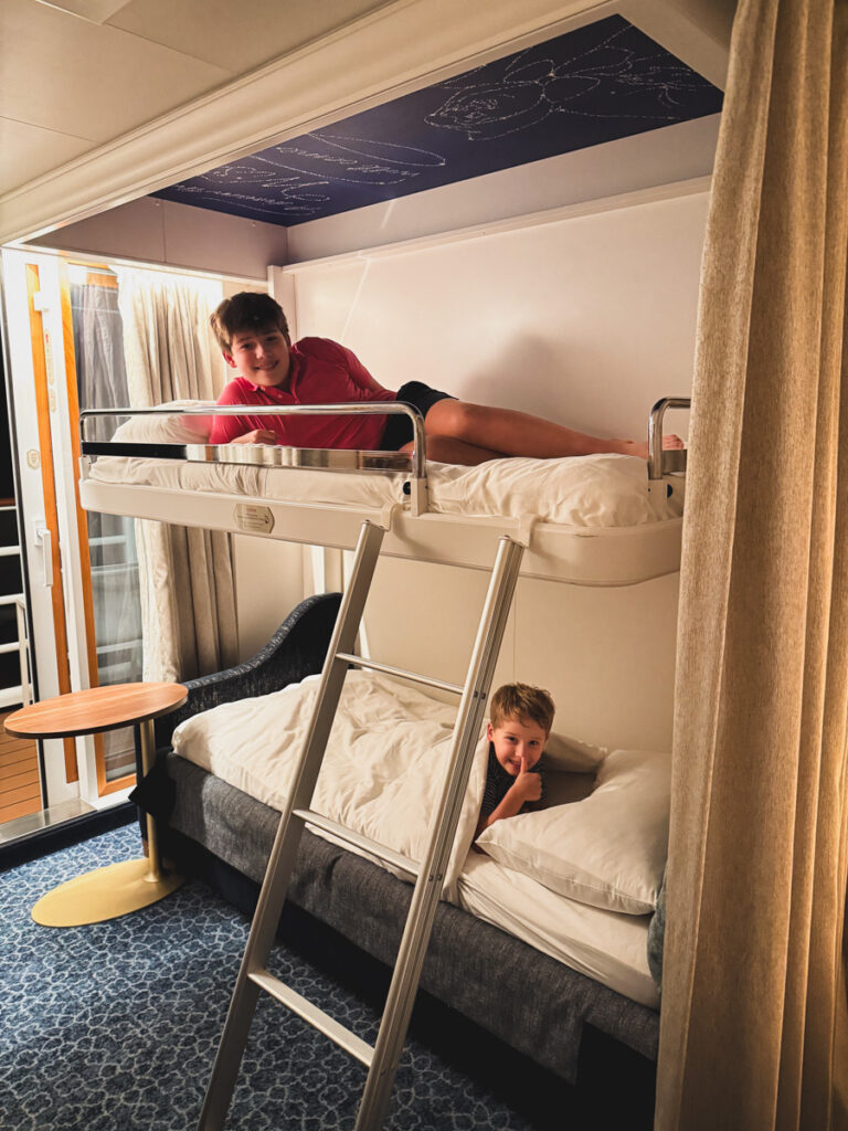 Disney Wish bunk bed Disney Cruise On The Disney Wish bunk bed