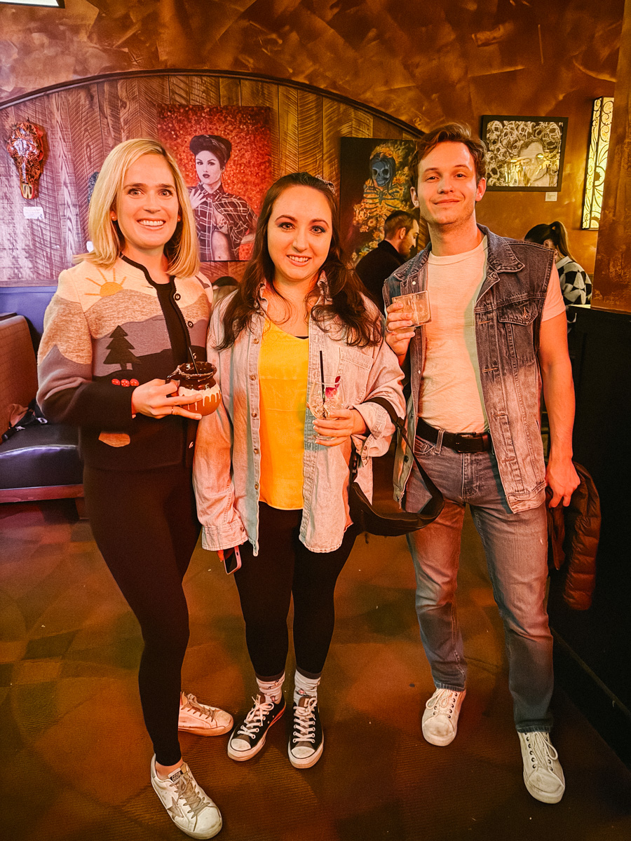 friends Legwarmers concert