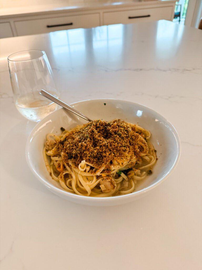 Linguini with Clams Breadcrumbs Linguini with Clams + Breadcrumbs