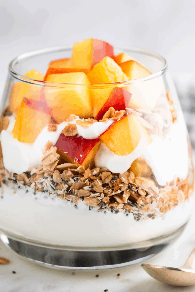 Peach & Chia Yogurt Parfait Peach & Chia Yogurt Parfait