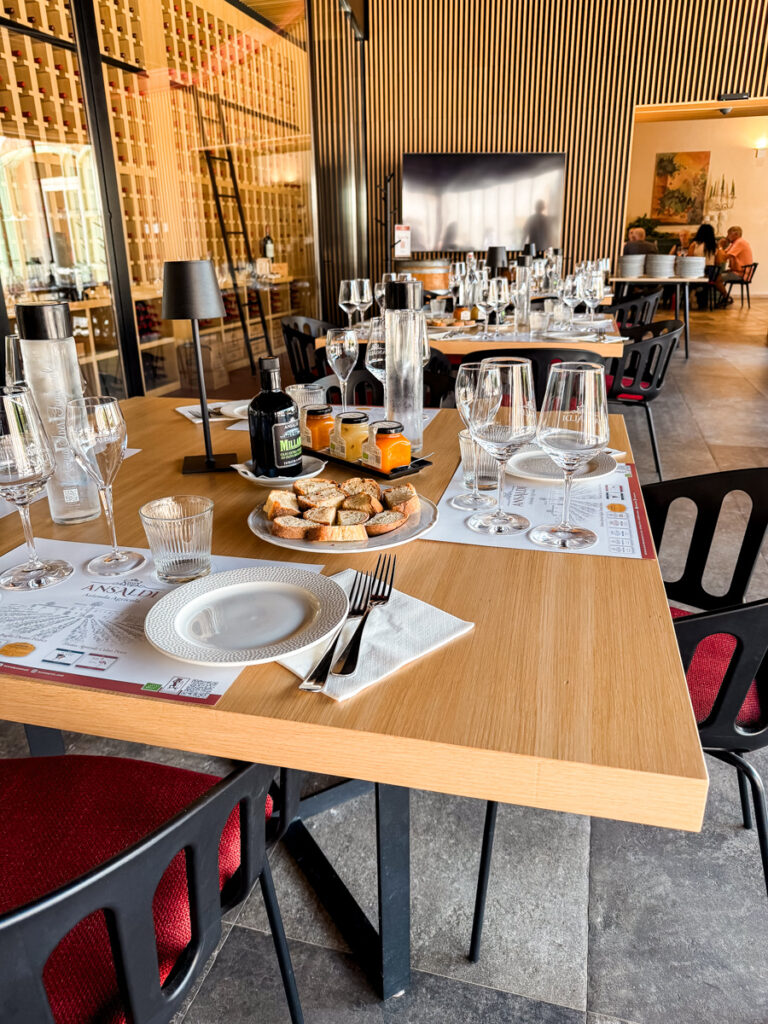 Ansaldi Farm Winery restaurant