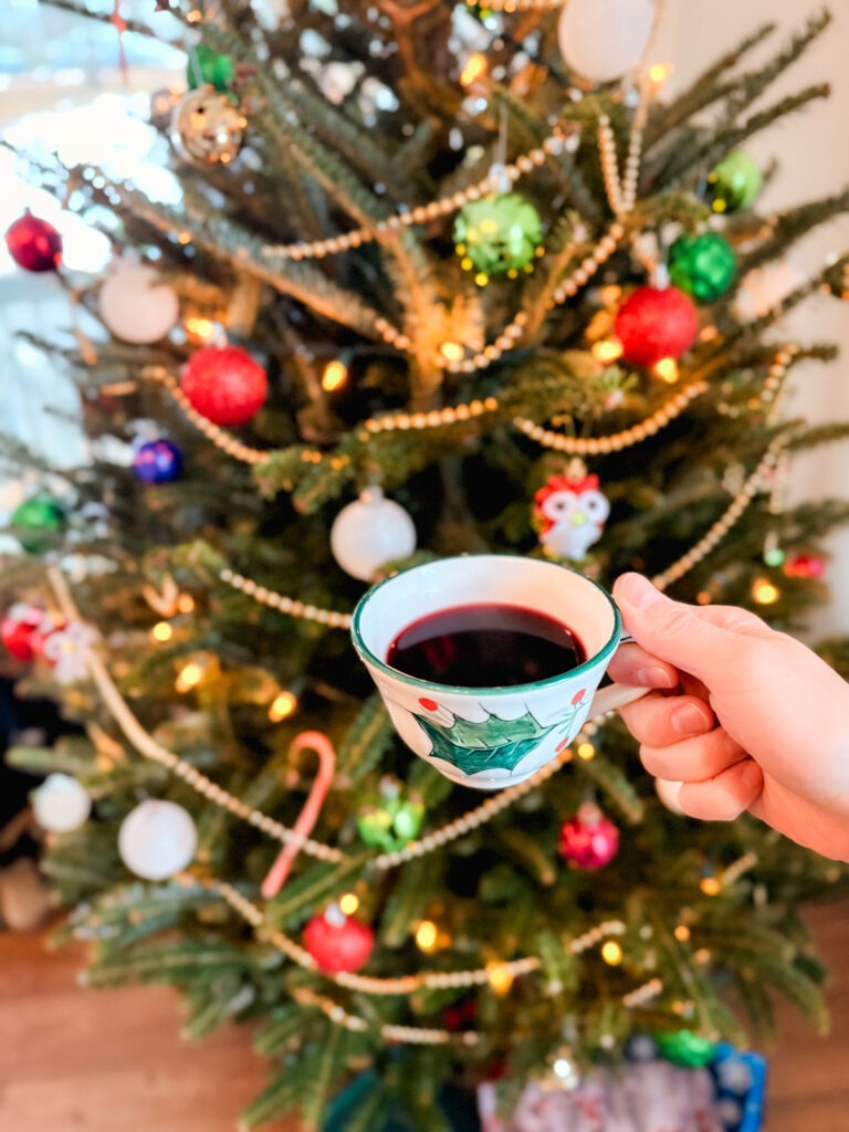 Mulled Wine with Orange & Cinnamon Mulled Wine with Orange & Cinnamon