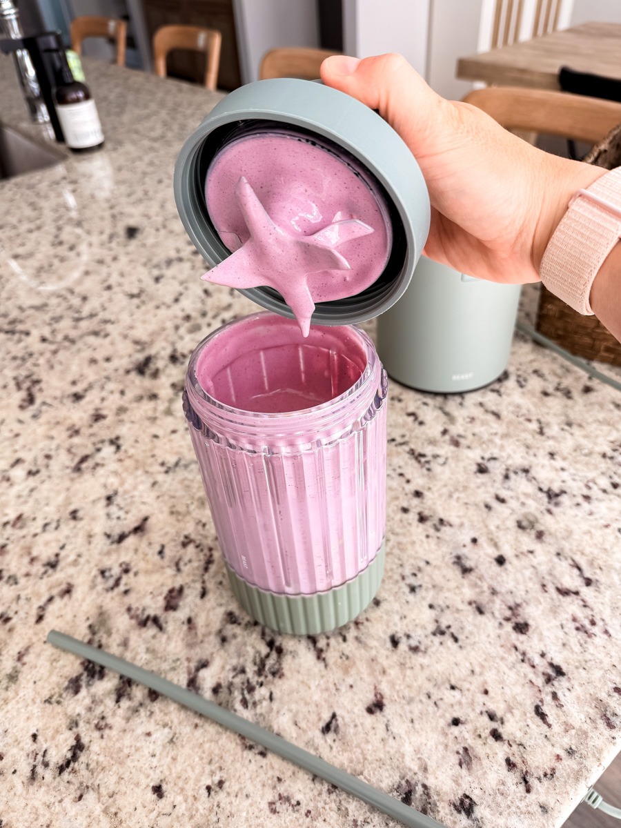 beast blender blade covered in smoothie